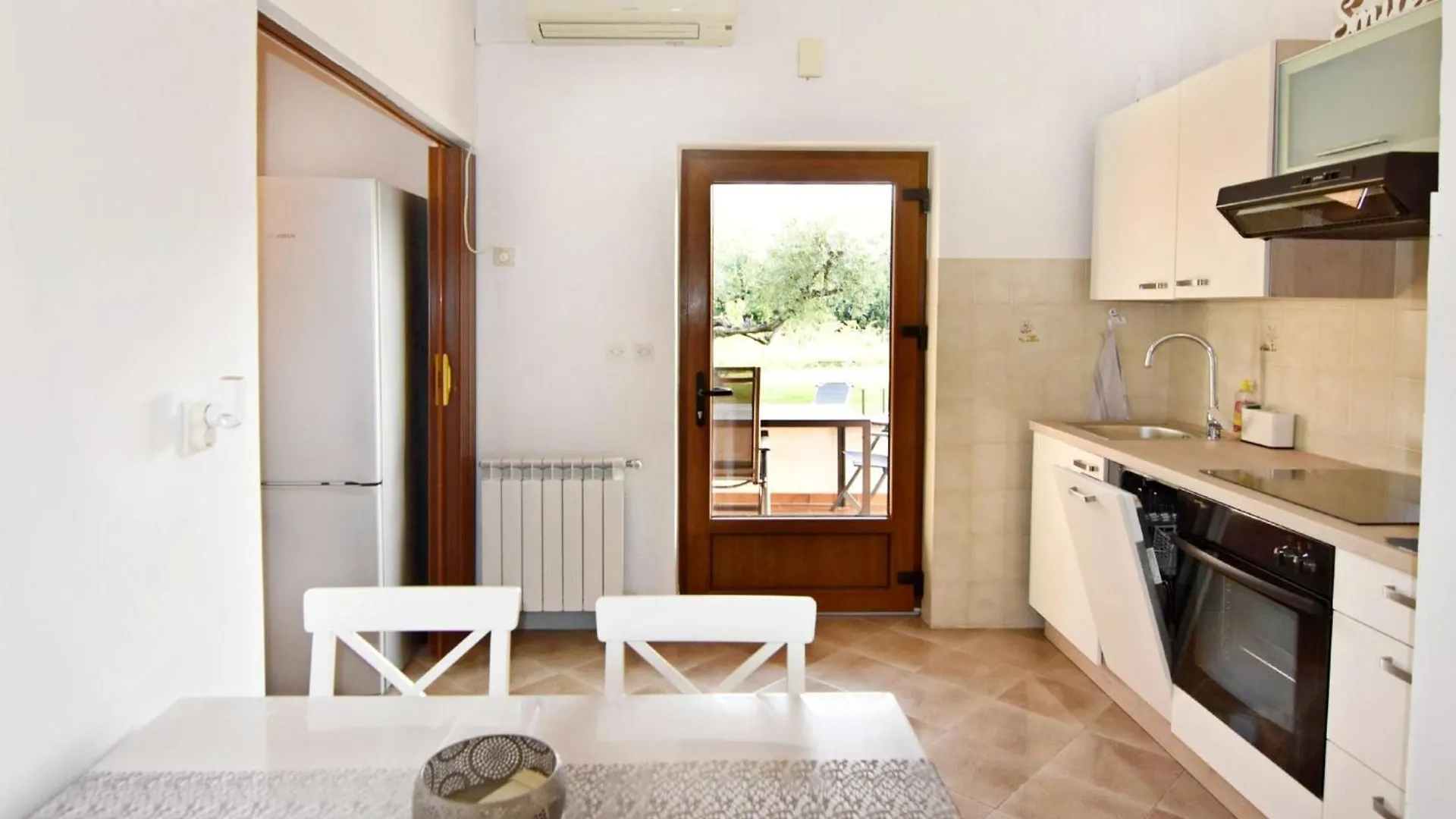 Renovierte Wohnung In Zambratija Mit Grossem Garten Umag 0*,  Croatia