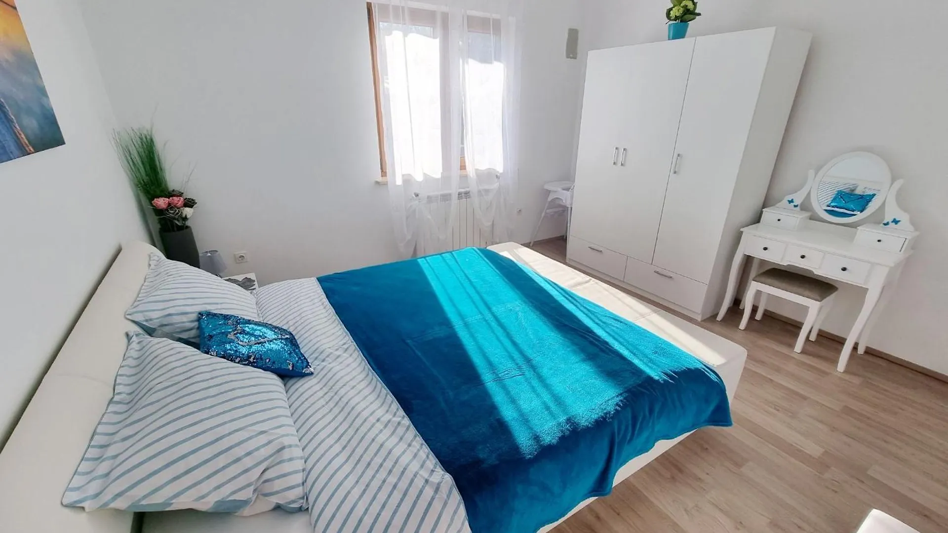 Apartment Renovierte Wohnung In Zambratija Mit Grossem Garten Umag